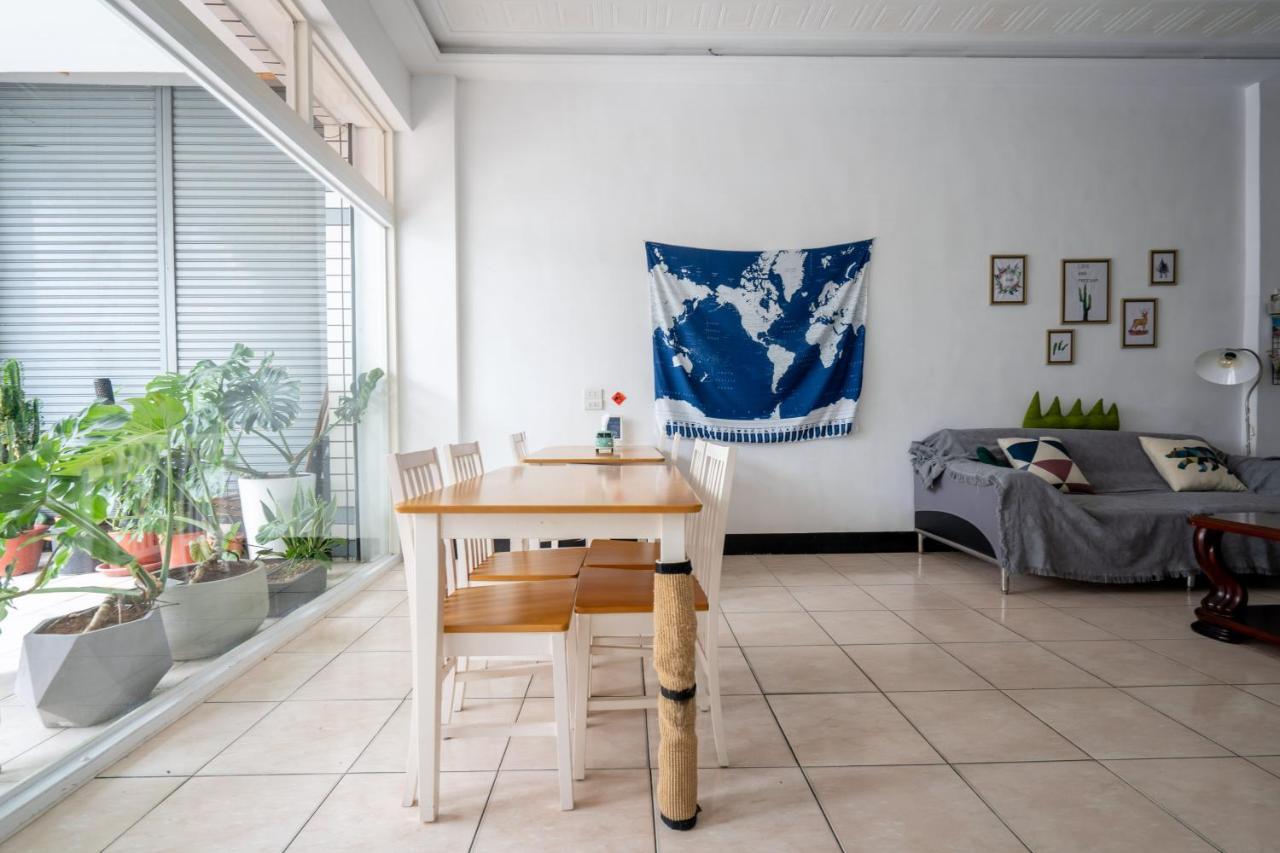 Utopia Hostel T'ai-tung Dış mekan fotoğraf